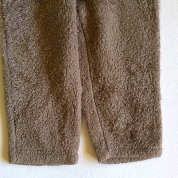 carter's fluffy taupe neutral fleece pants 24 months baby toddler - Picture 3 of 6